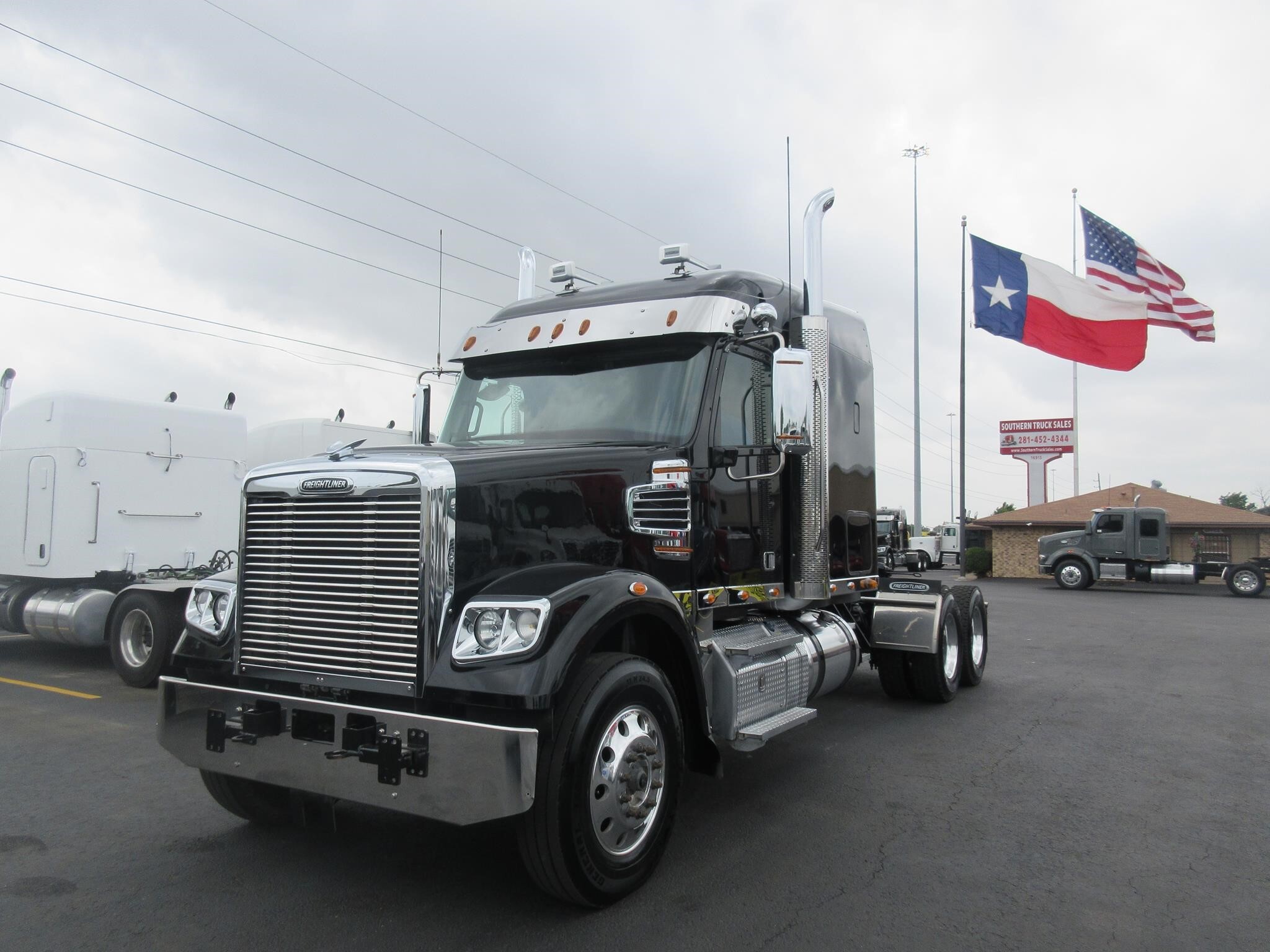 2023 FREIGHTLINER 122 SD in Channelview, TX