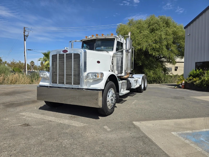2013 PETERBILT 388