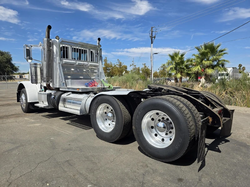 2013 PETERBILT 388