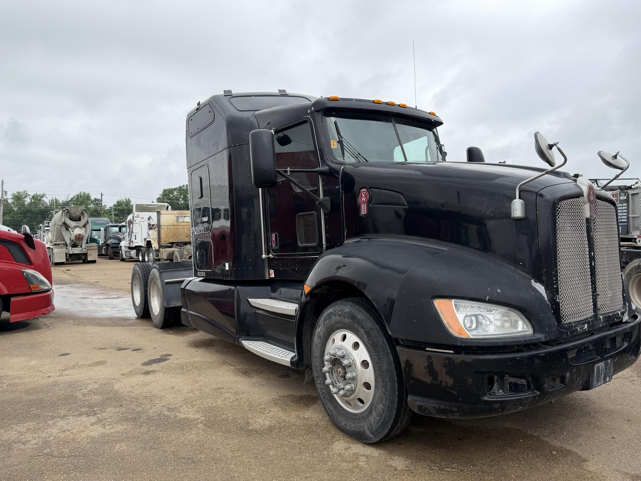 2012 KENWORTH T660 in Covington, TN