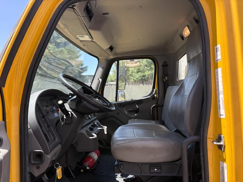 2019 FREIGHTLINER BUSINESS CLASS M2 106