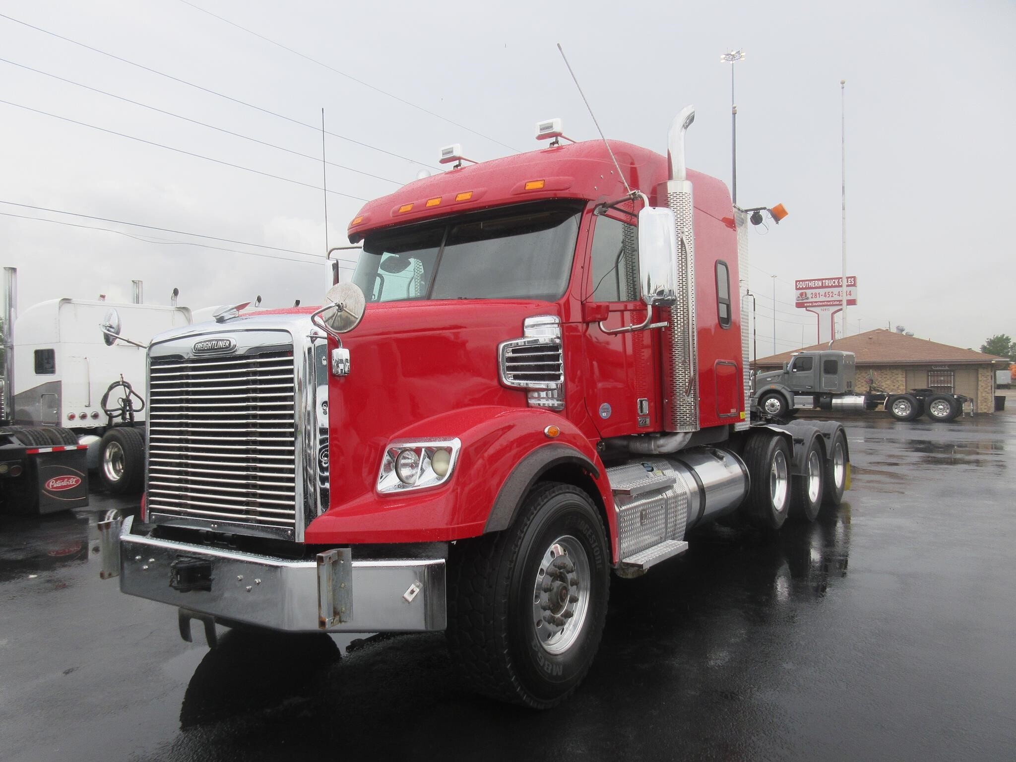 2021 FREIGHTLINER 122 SD in Channelview, TX
