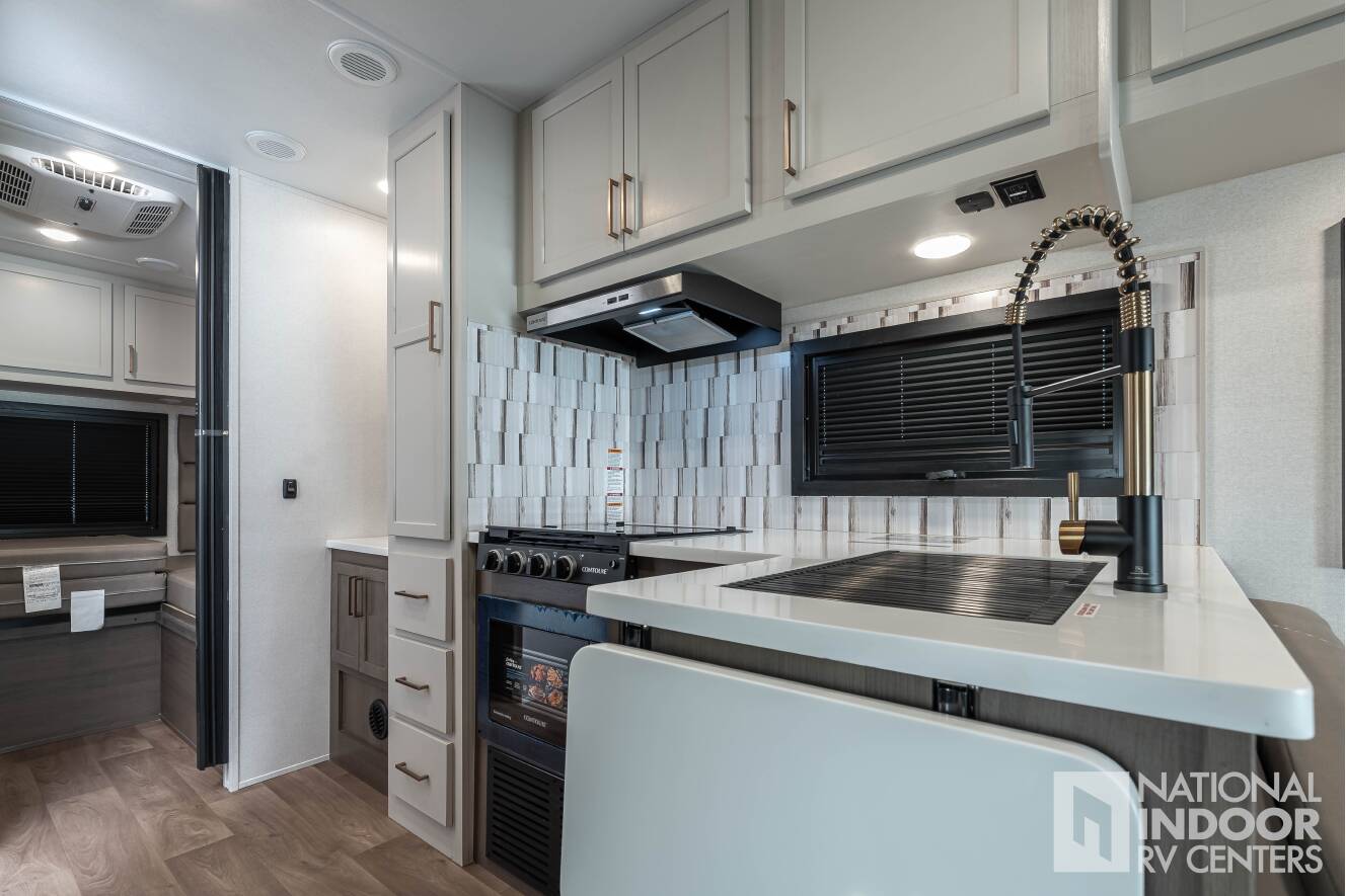 A photo of this 2027 East To West College Avenue 2711S