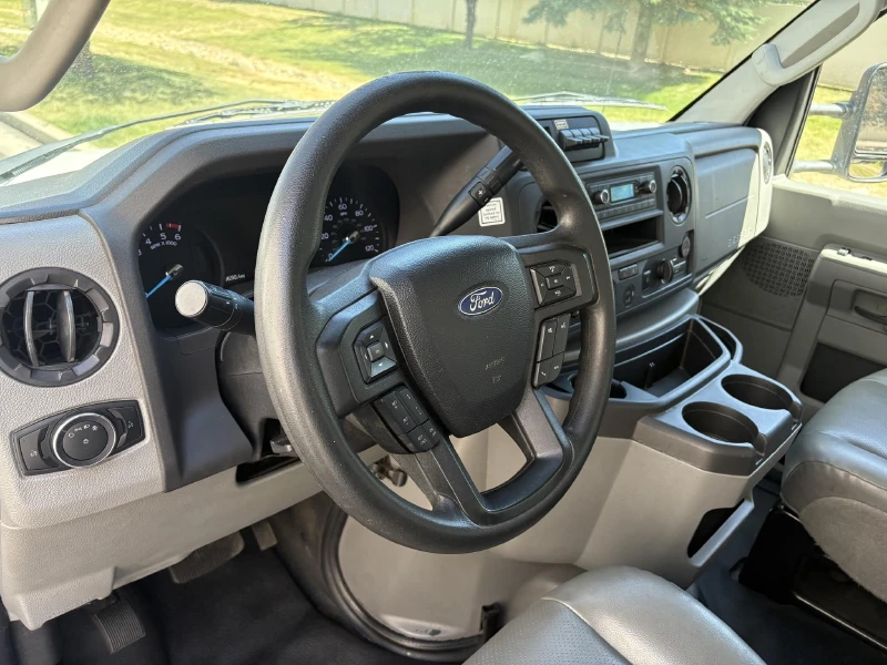 2022 FORD ECONOLINE