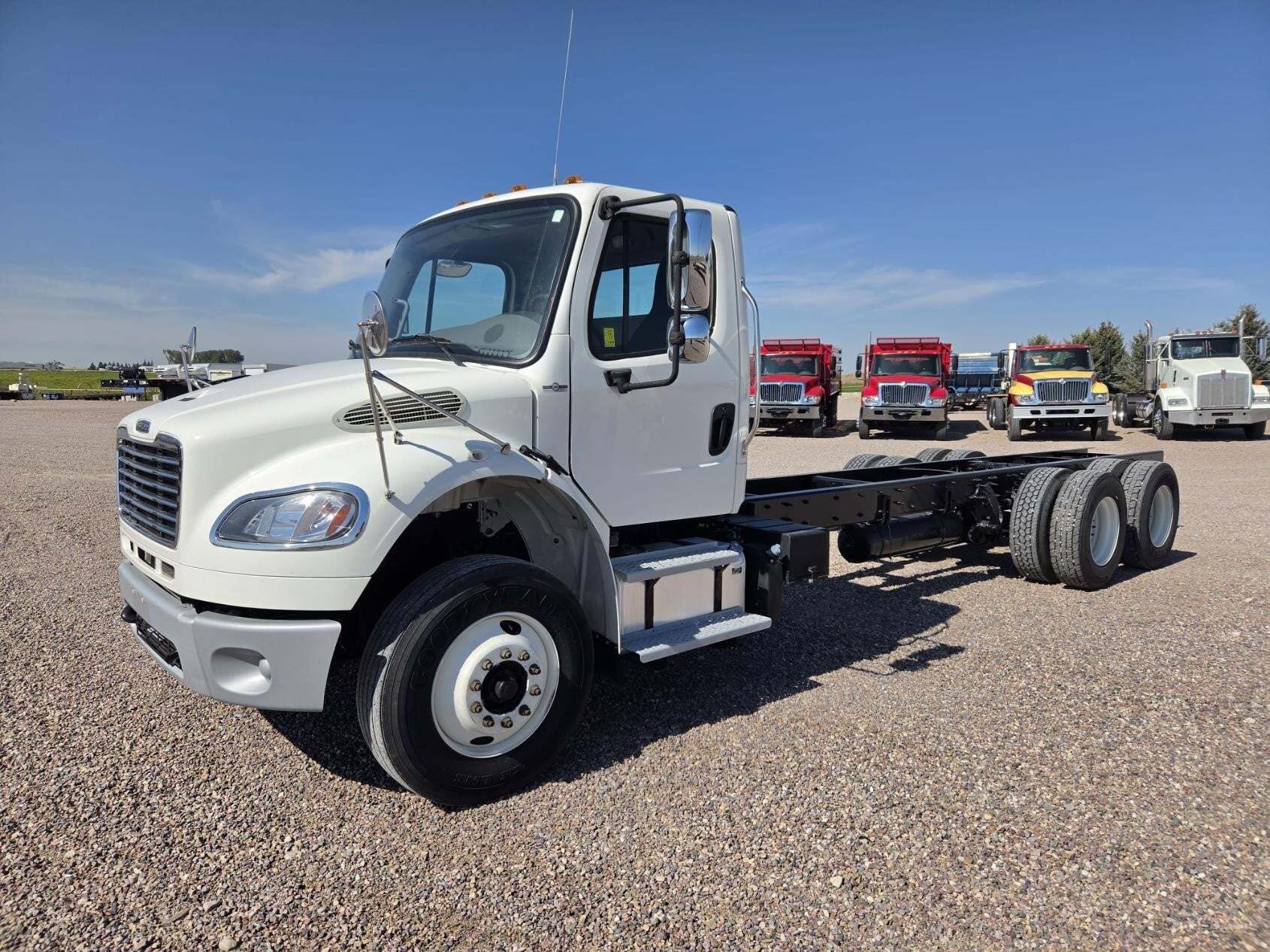2020 FREIGHTLINER BUSINESS CLASS M2 106 in Aberdeen, ID