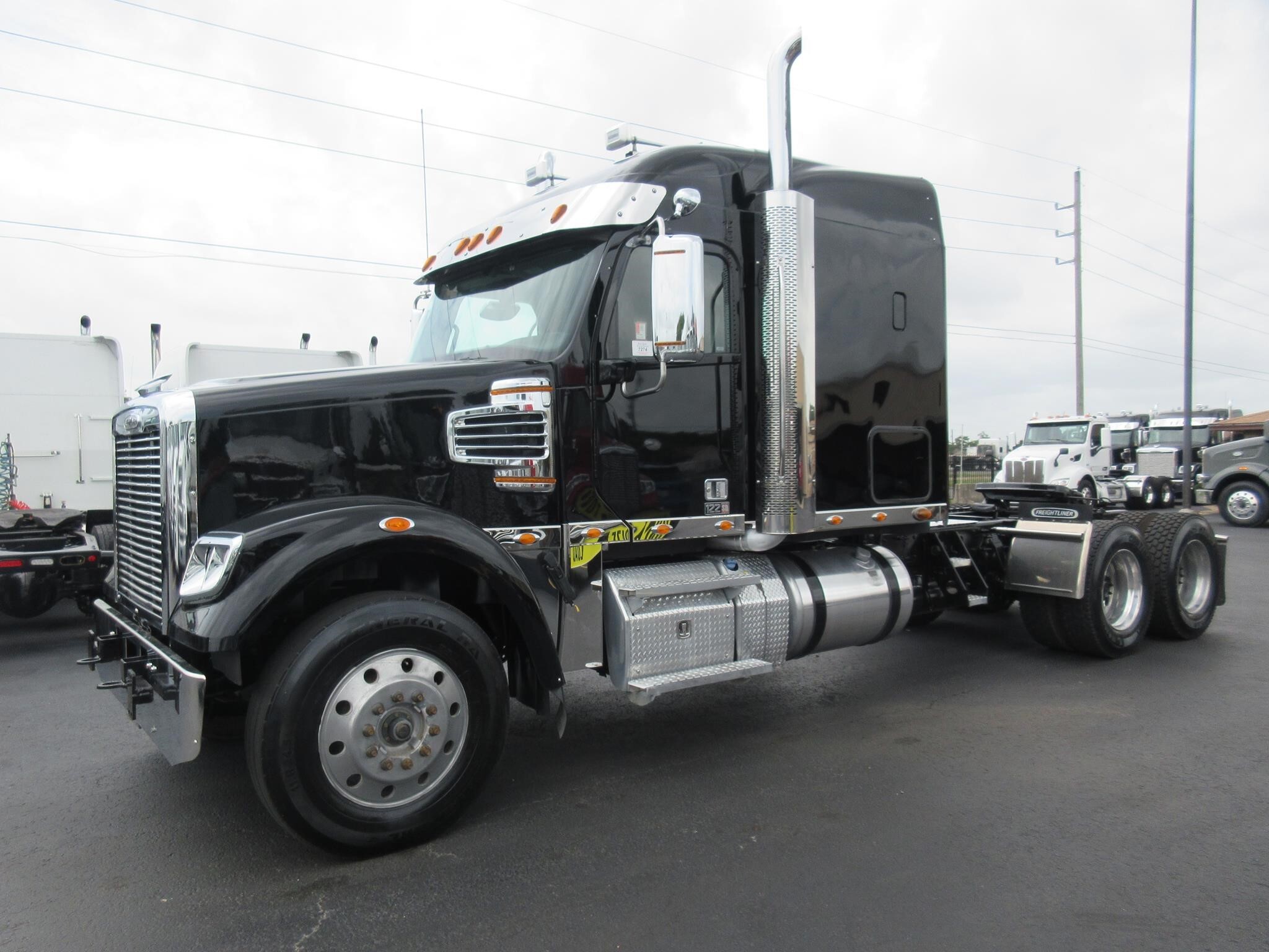 2023 FREIGHTLINER 122 SD in Channelview, TX