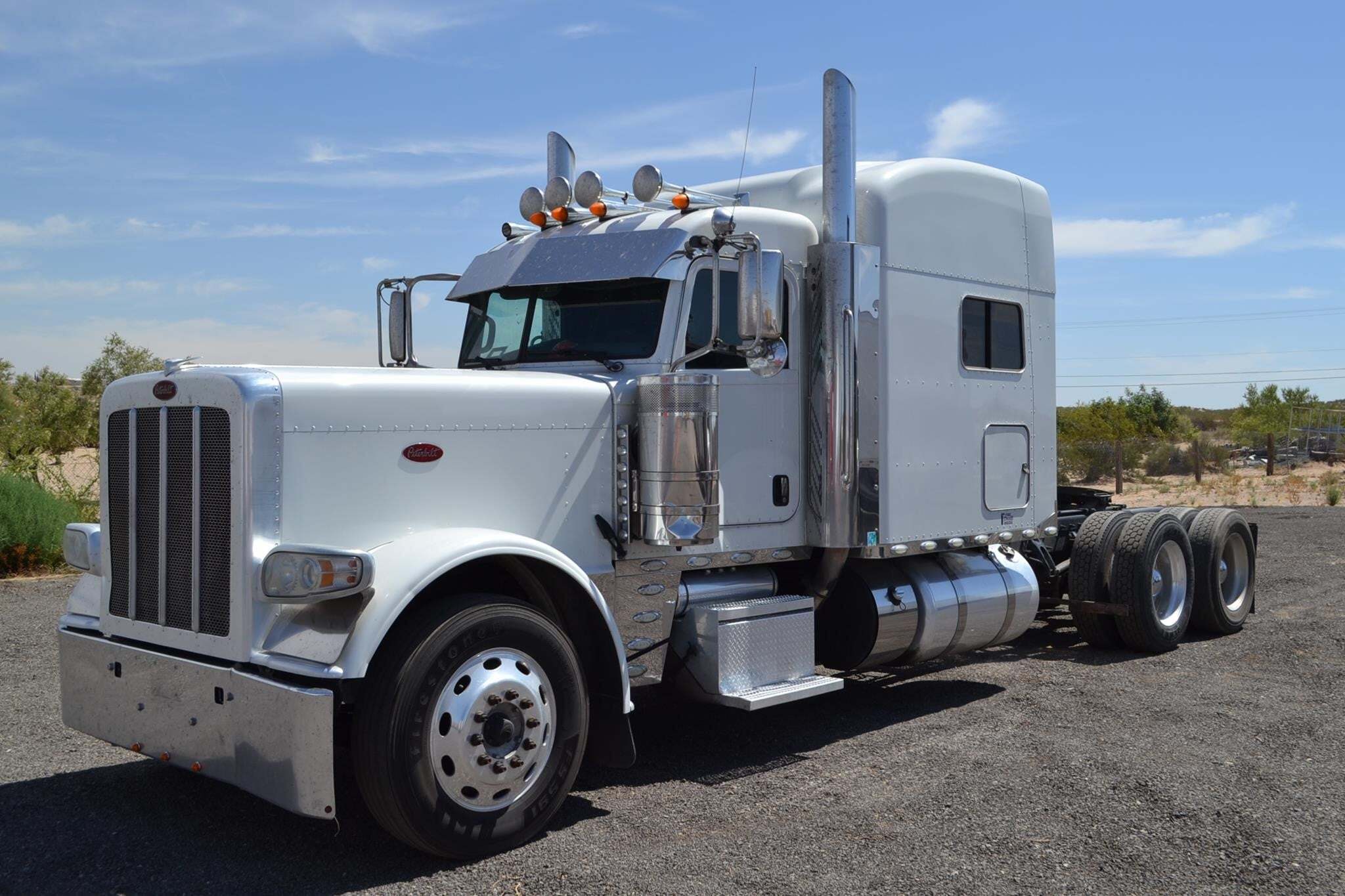 2019 PETERBILT 389 in El Paso, TX