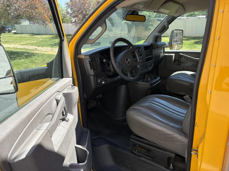 2021 GMC SAVANA