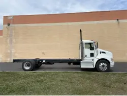 2011 KENWORTH T370