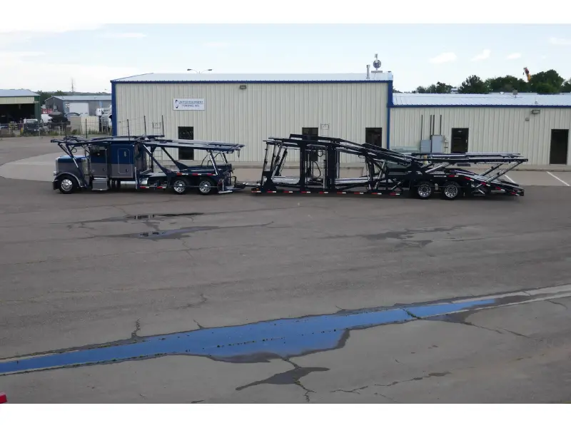 2018 PETERBILT 389