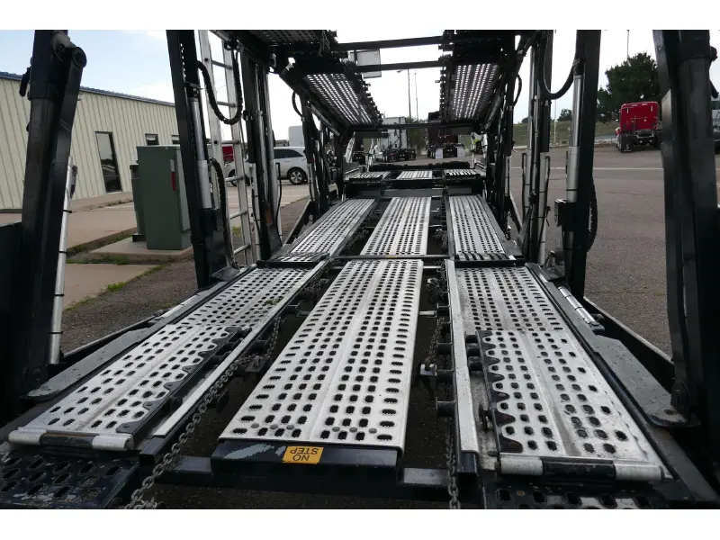 2018 PETERBILT 389