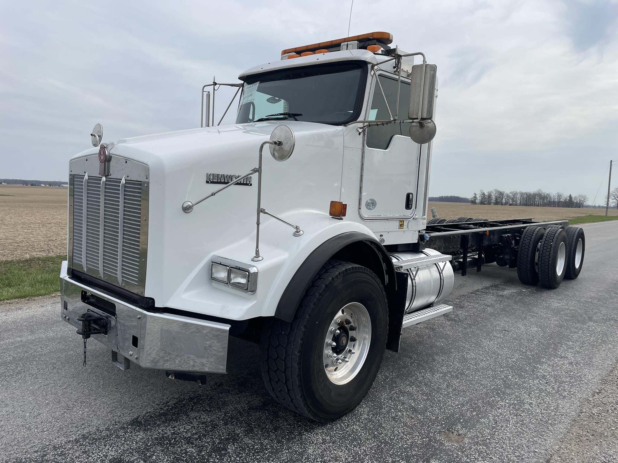 2015 KENWORTH T800 in Monroeville, IN