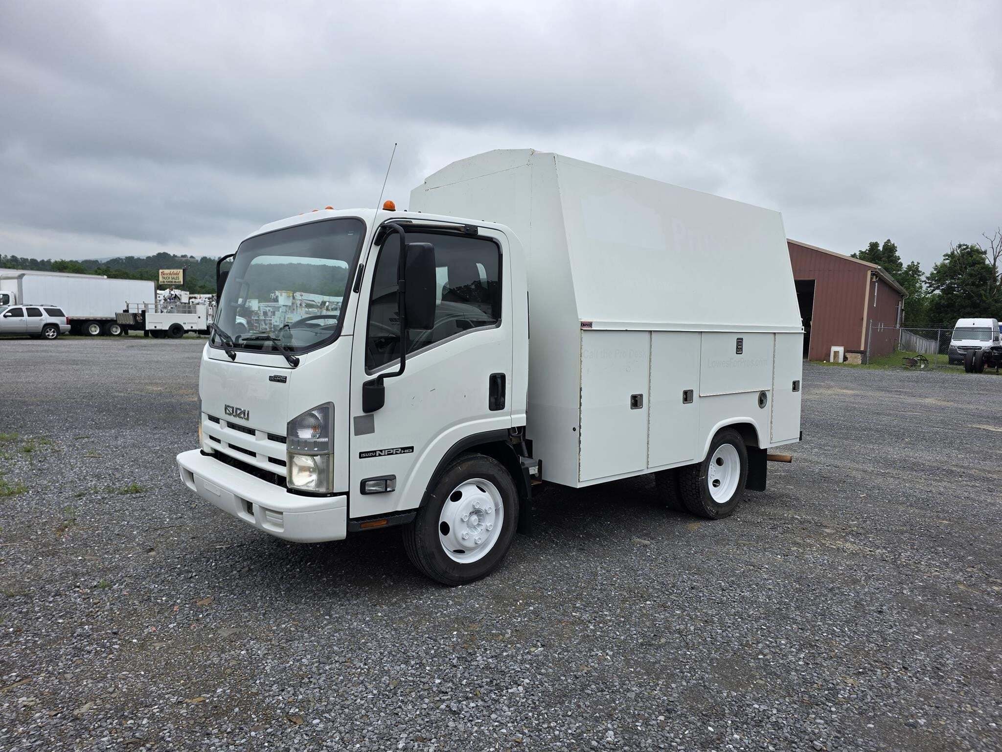 2014 ISUZU NPR HD in Duncansville, PA