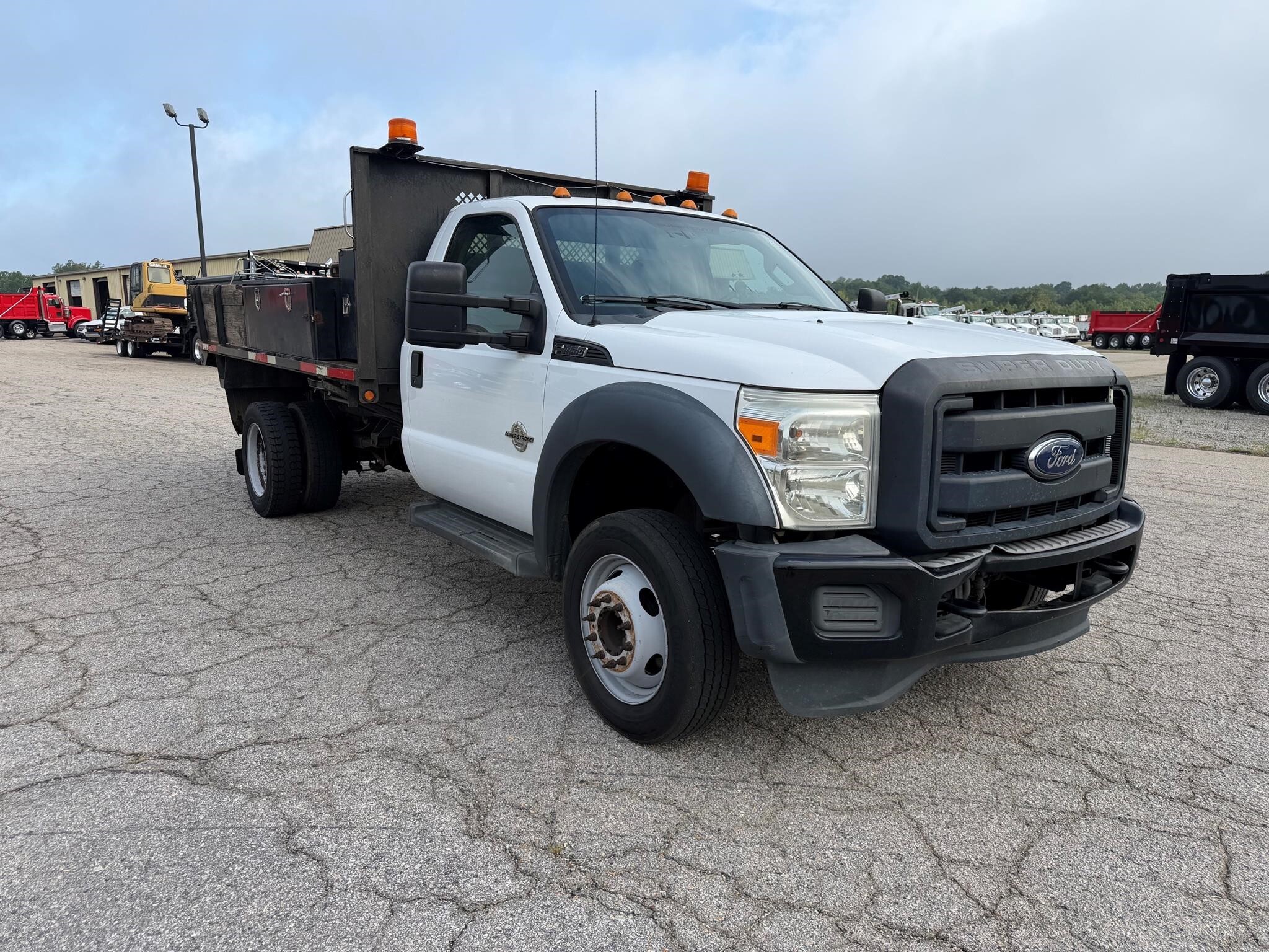 2016 FORD F450 in Chatham, VA
