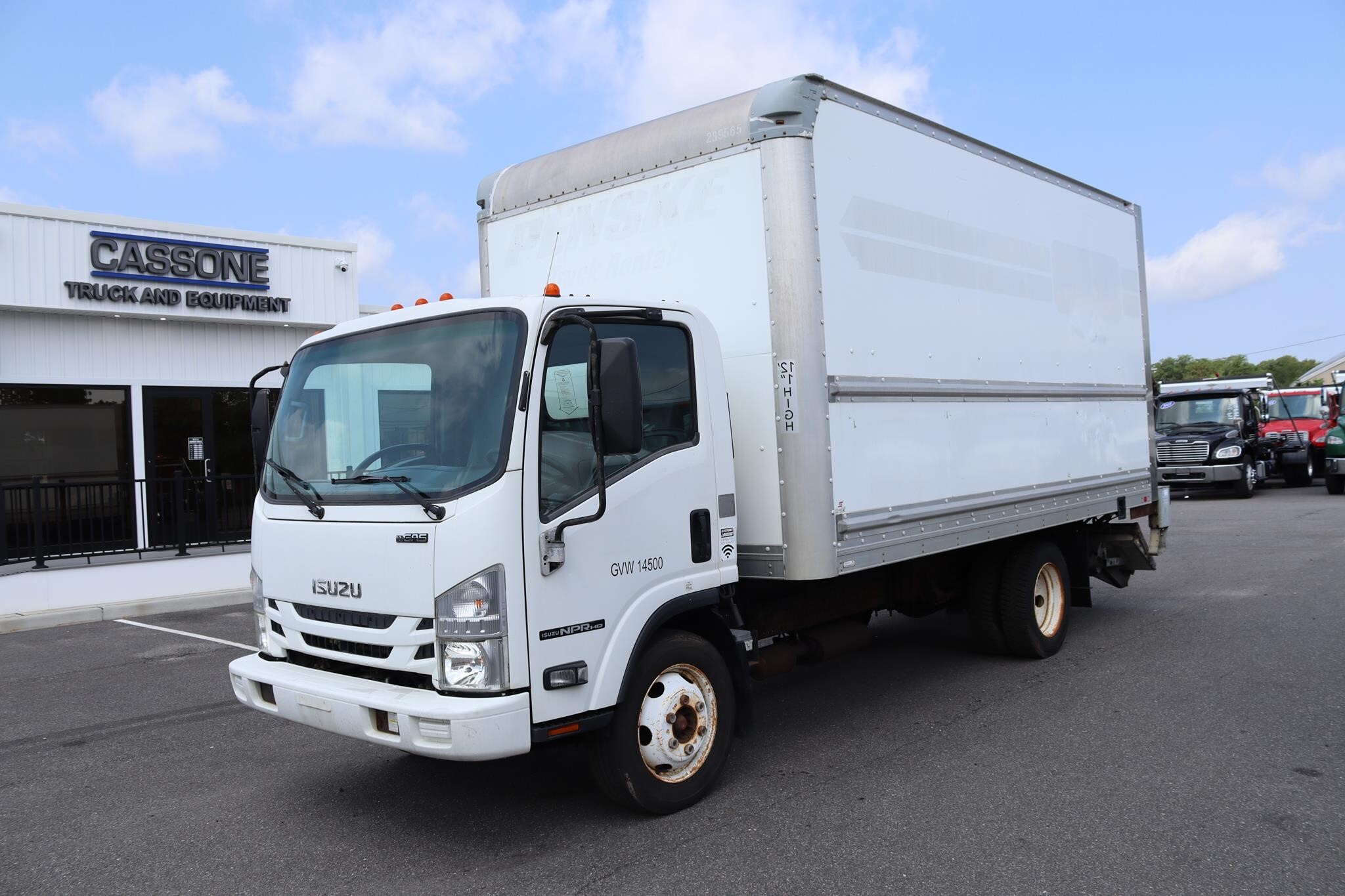 2017 ISUZU NPR HD in Ronkonkoma, NY