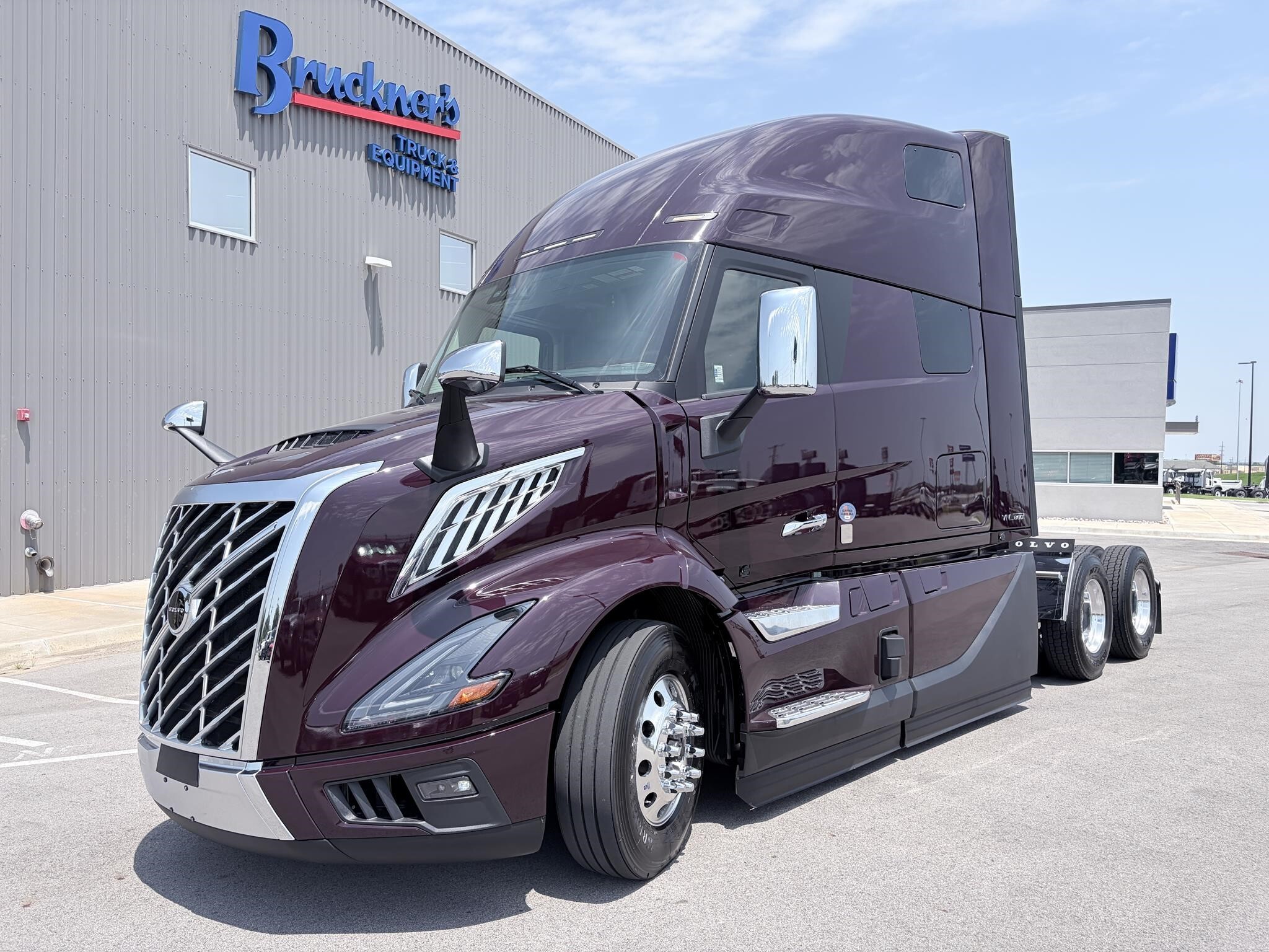 2027 VOLVO VNL64T860 in Tulsa, OK