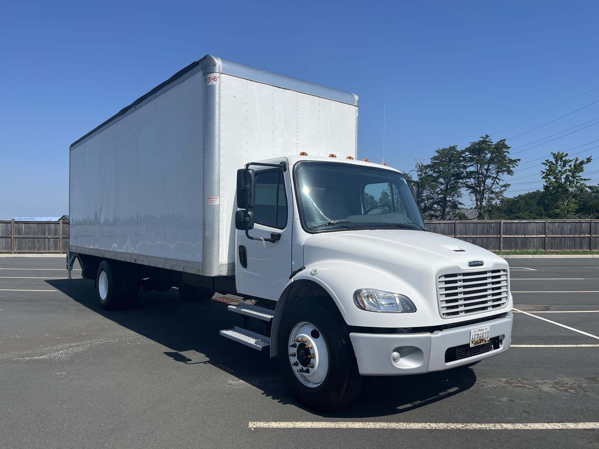 2022 FREIGHTLINER BUSINESS CLASS M2 106 in Sterling, VA