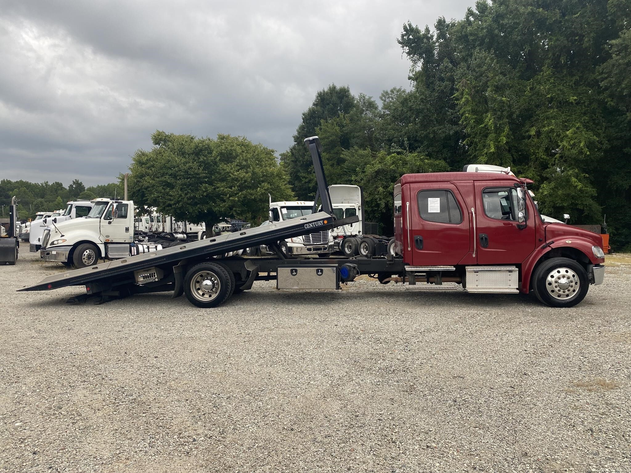 2020 FREIGHTLINER BUSINESS CLASS M2 106 in Greensboro, NC