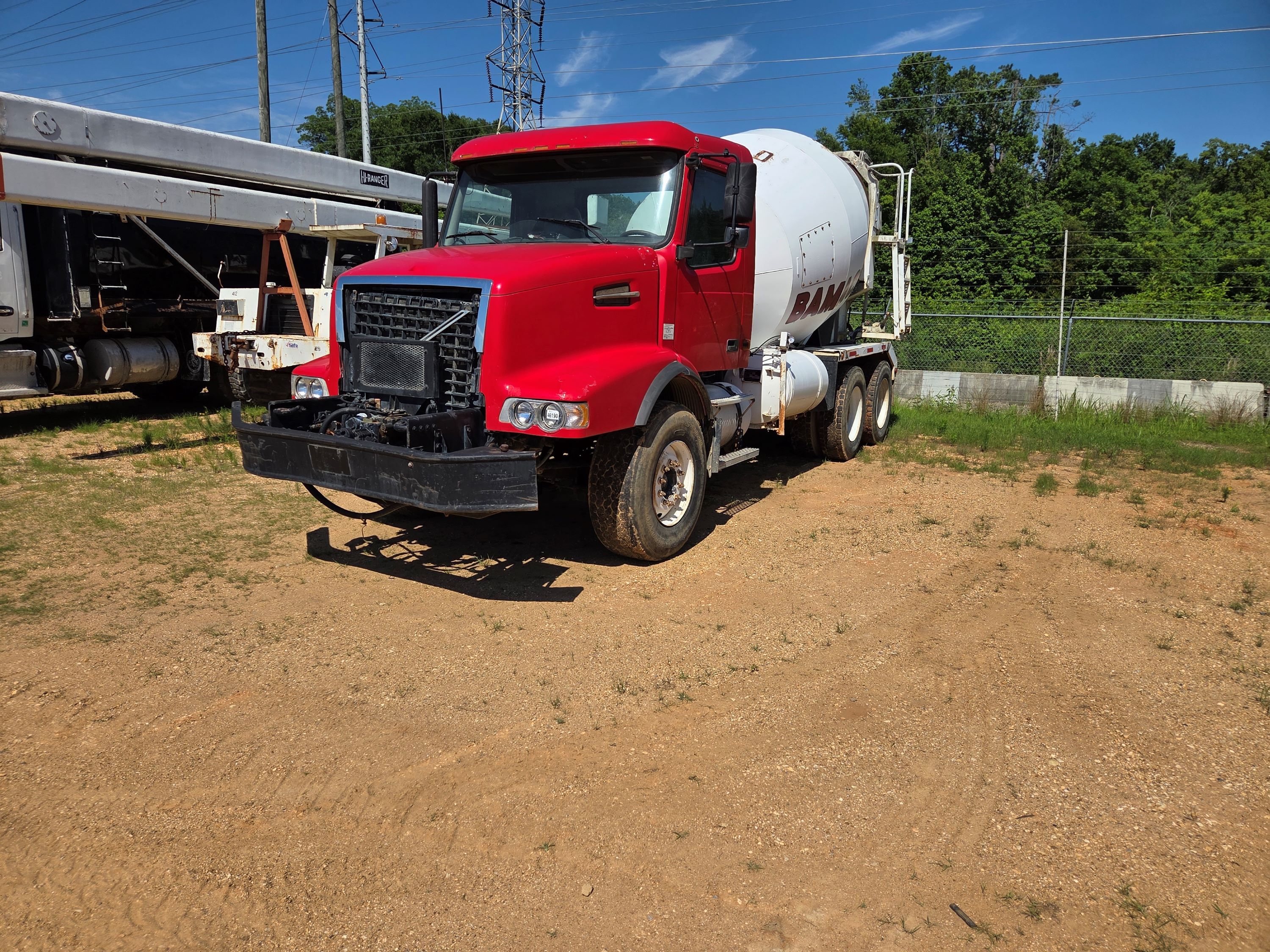 2007 VOLVO Concrete Mixer in Dallas, TX