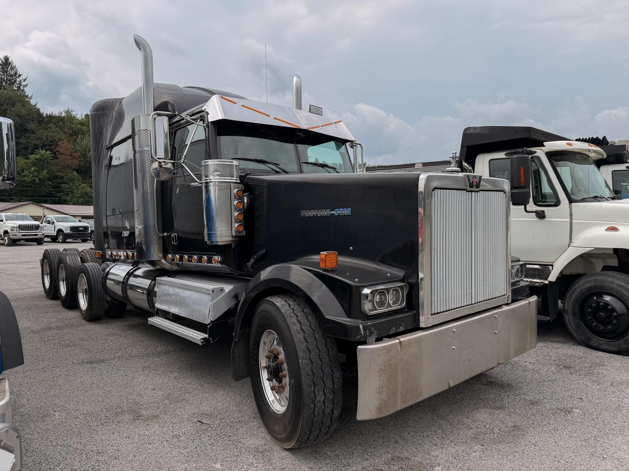 2007 WESTERN STAR CONVENTIONAL in East Liverpool, OH