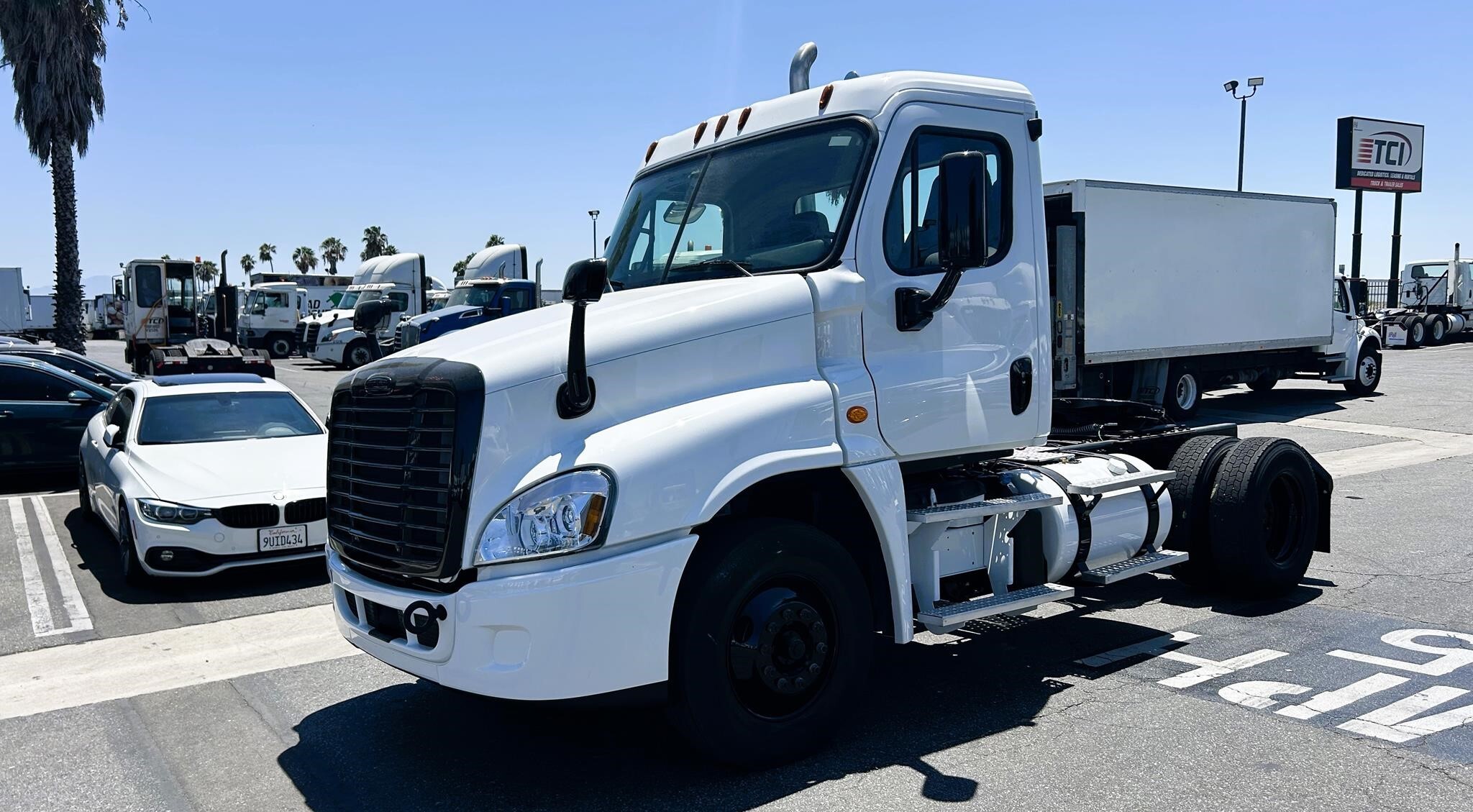 2018 FREIGHTLINER CASCADIA 125 in North Las Vegas, NV