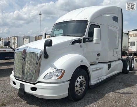 2022 KENWORTH T680 in Indianapolis, IN