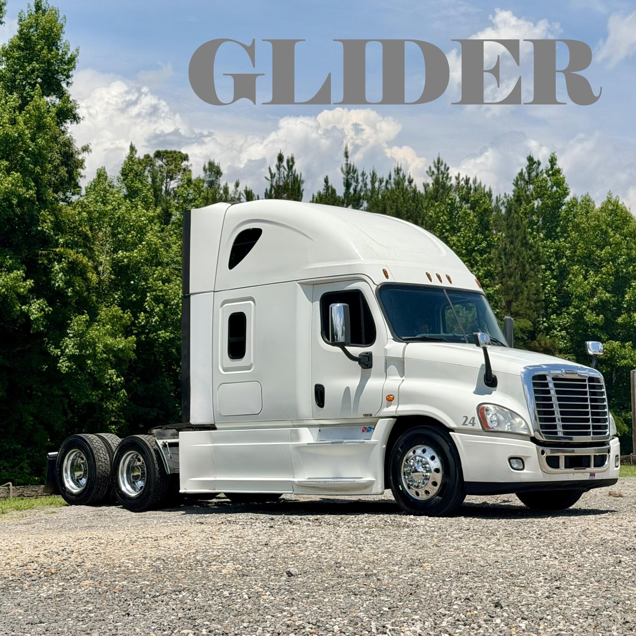 2020 FREIGHTLINER CASCADIA 126 in Fayette, AL