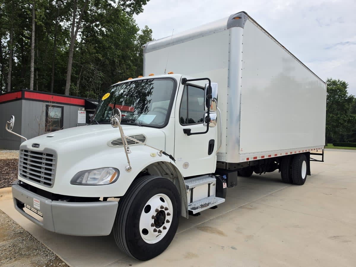 2019 FREIGHTLINER BUSINESS CLASS M2 106 in Greensboro, NC