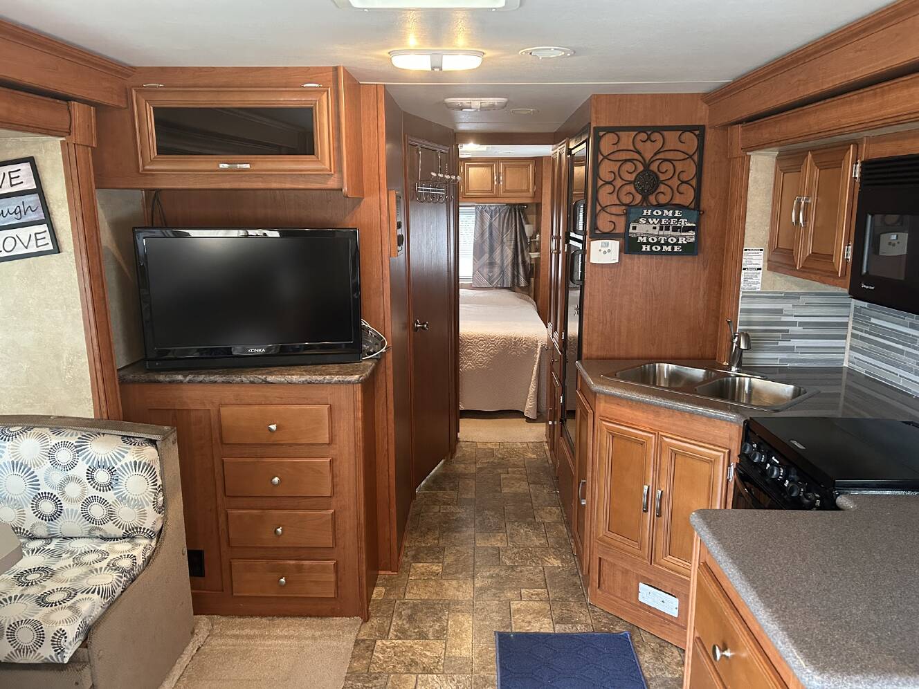 A photo of this 2010 Forest River GEORGETOWN 341DS