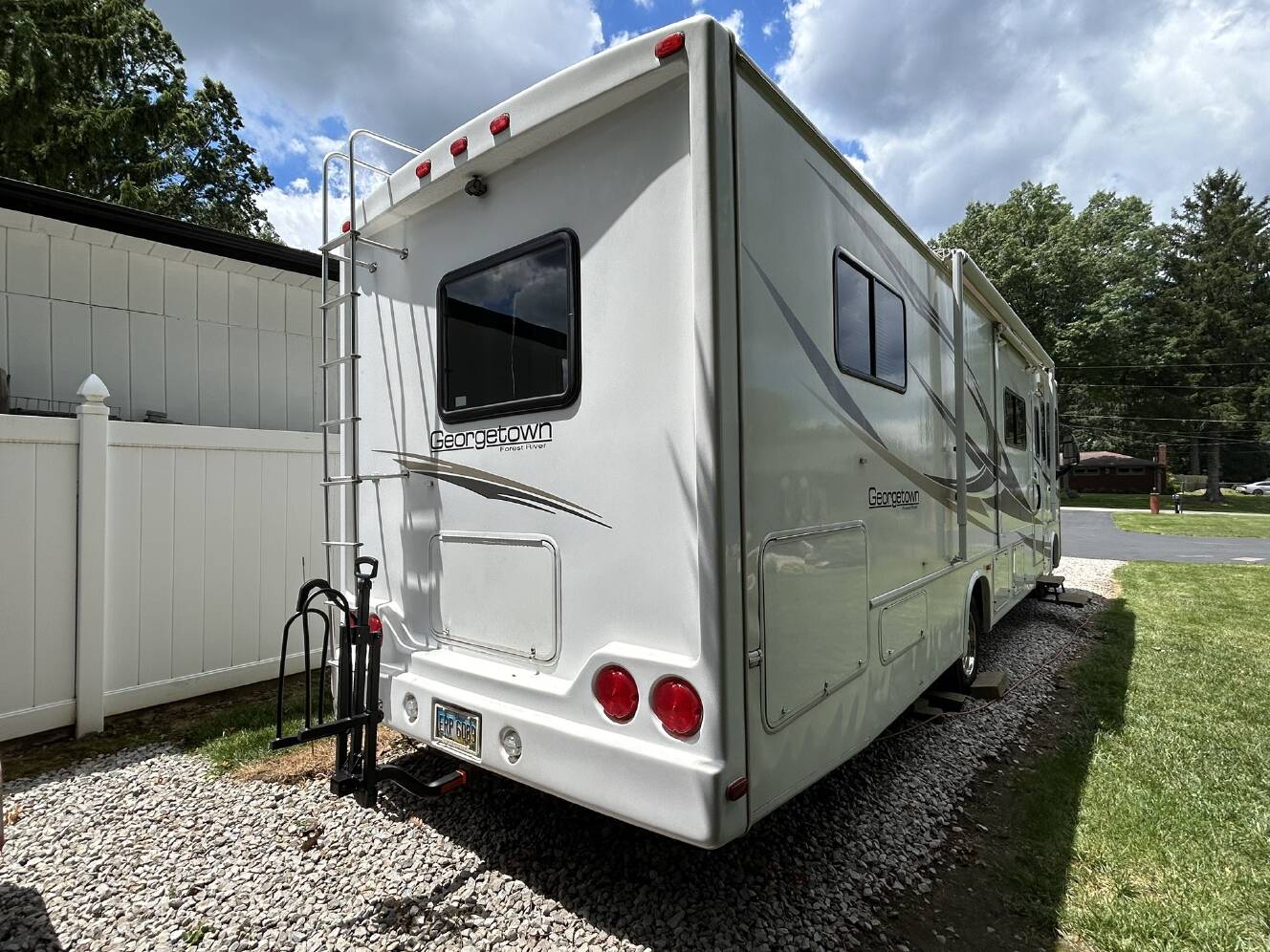 A photo of this 2010 Forest River GEORGETOWN 341DS