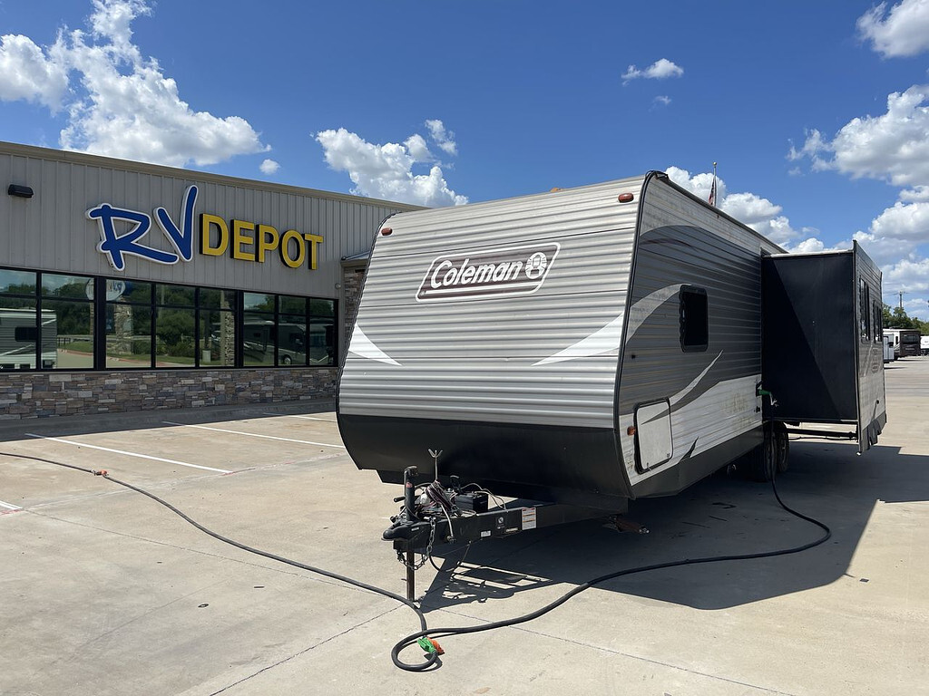 2019 Keystone COLEMAN 286RK in cleburne TX