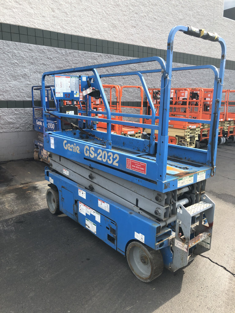Genie GS-2032 in Menomonee Falls, WI