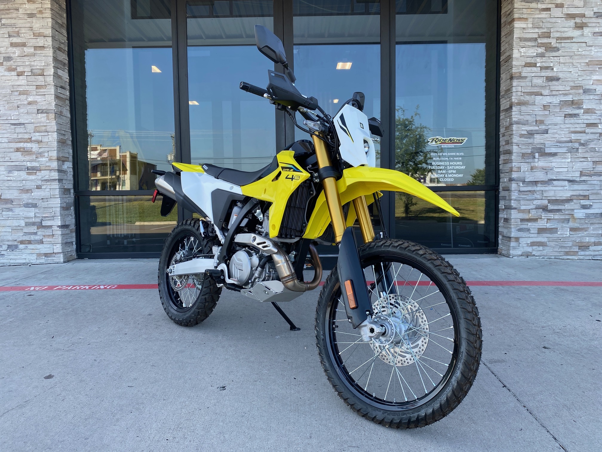 2026 Suzuki DR-Z4S BASE in Burleson, TX