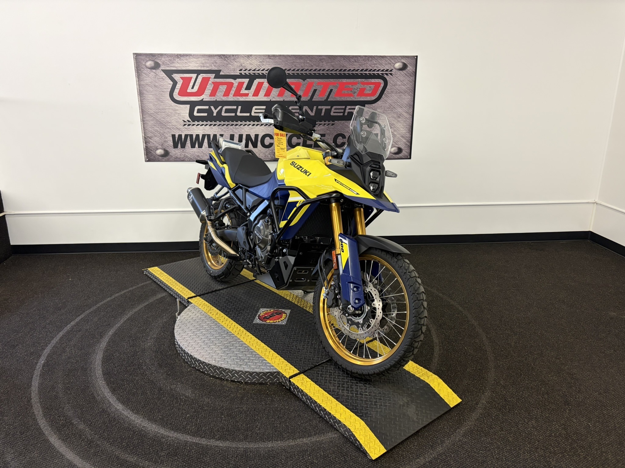 2023 Suzuki V-Strom 800DE 800DE in Tyrone, PA