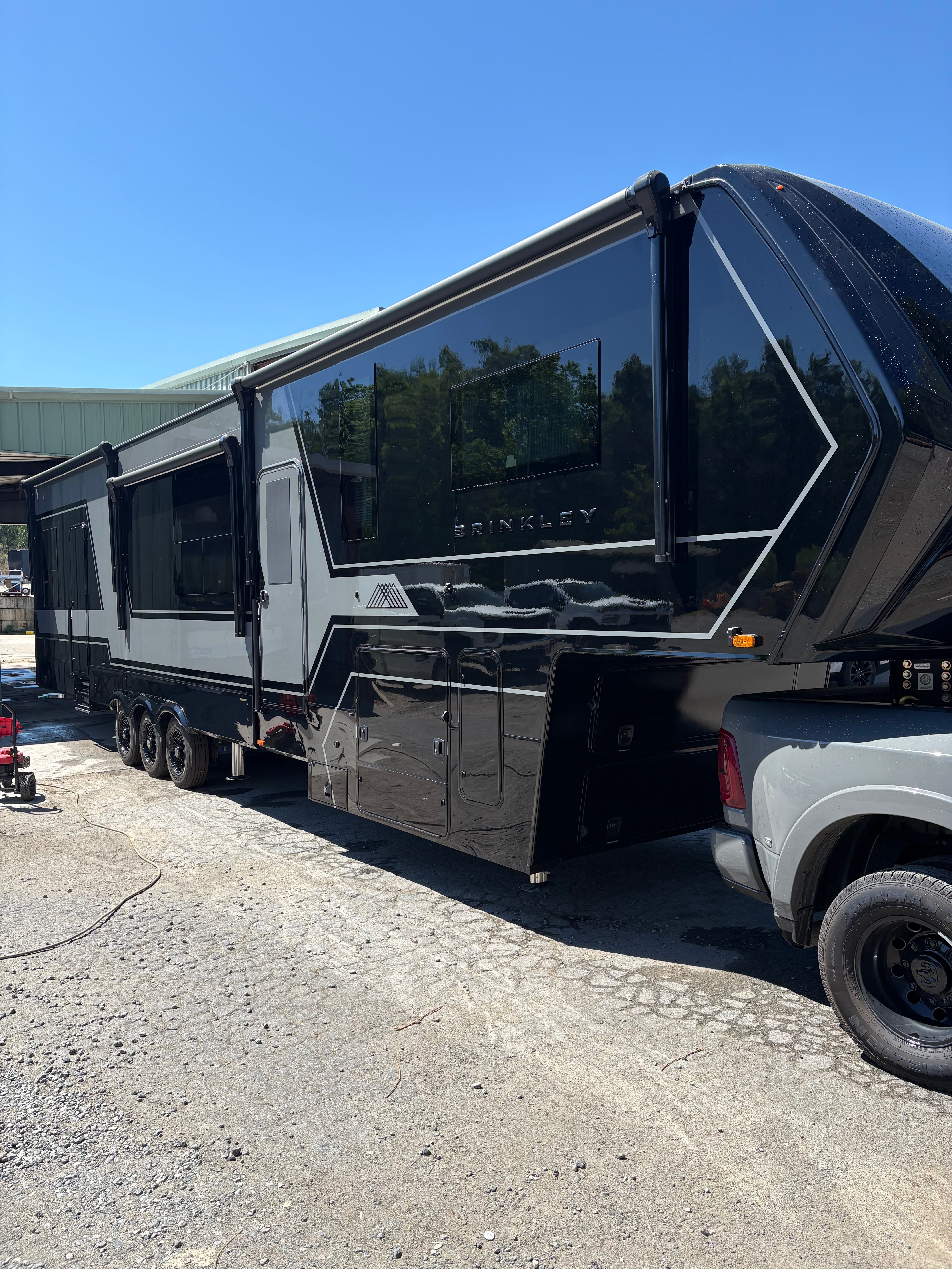 2026 Brinkley MODEL G 3950 RV