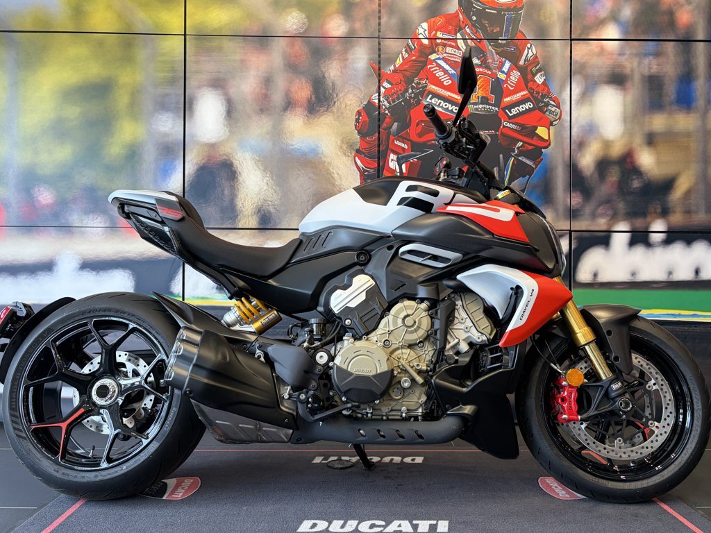 2026 Ducati DIAVEL V4 RS V4 in Orlando, FL