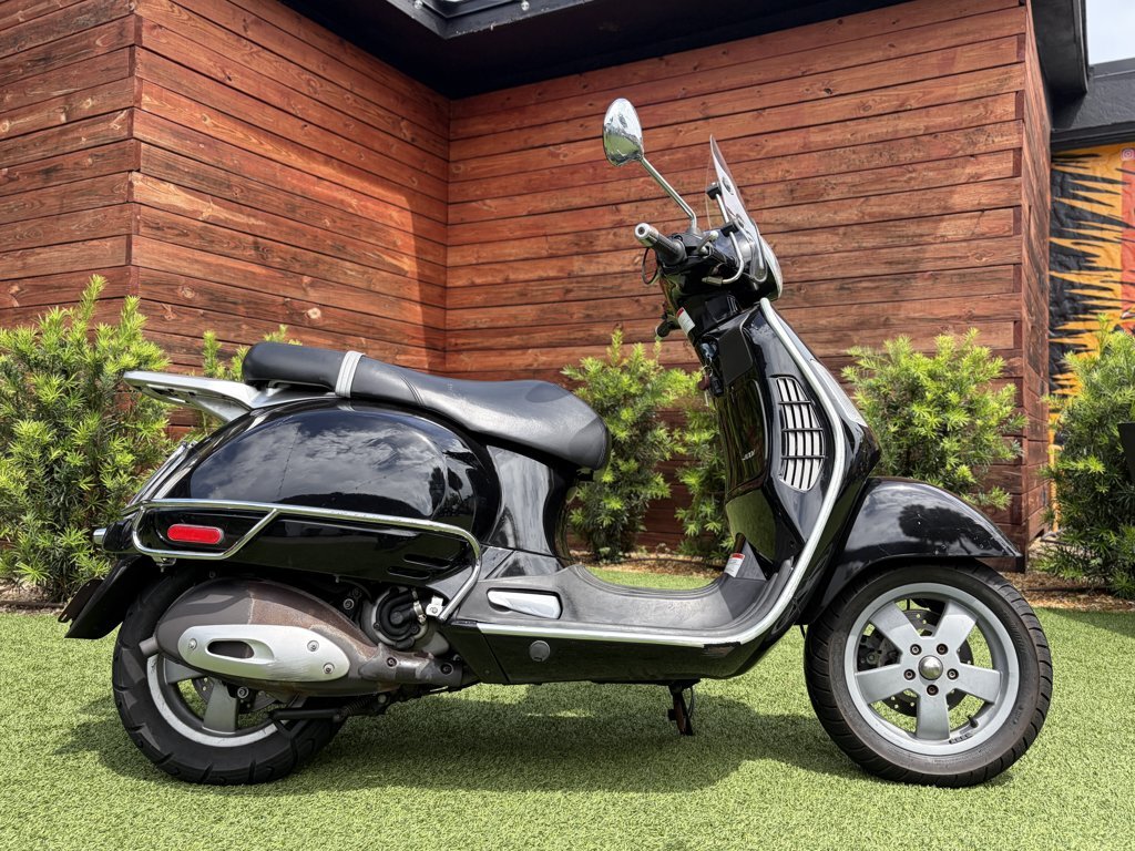 2005 Vespa GT200 in Orlando, FL