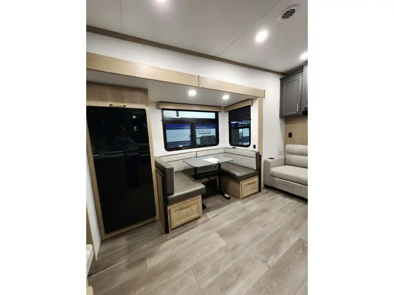 2026 KZ RV R28BH