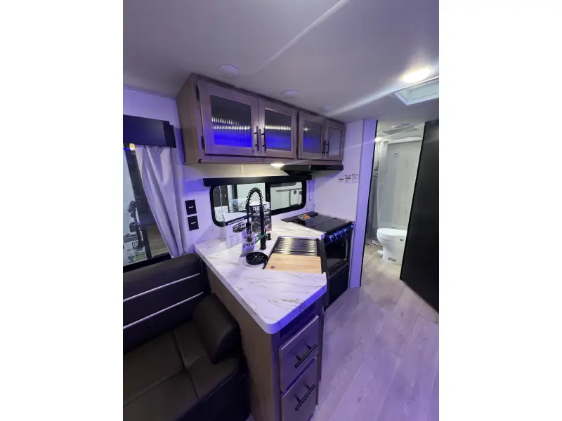 2025 Forest River CHEROKEE GREY WOLF 26BRB