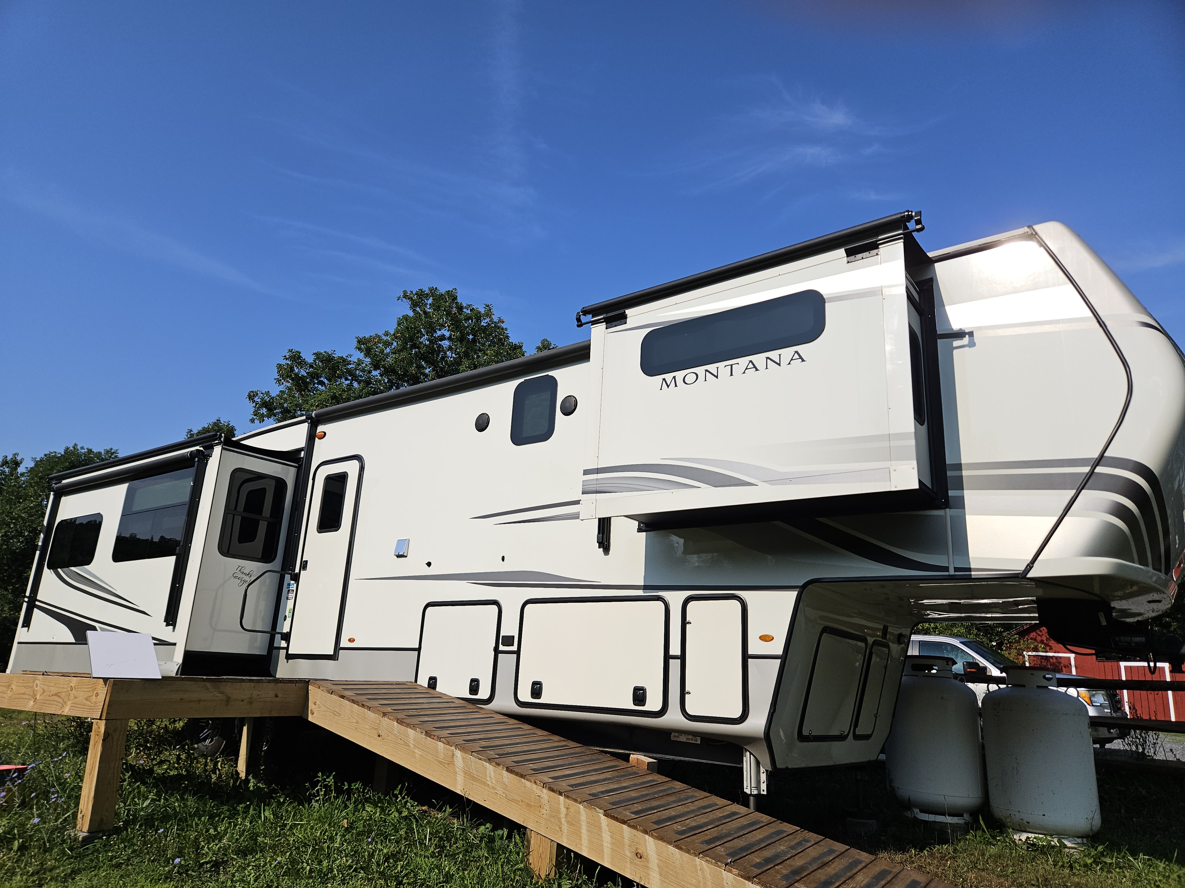 2022 Keystone MONTANA 3781RL RV