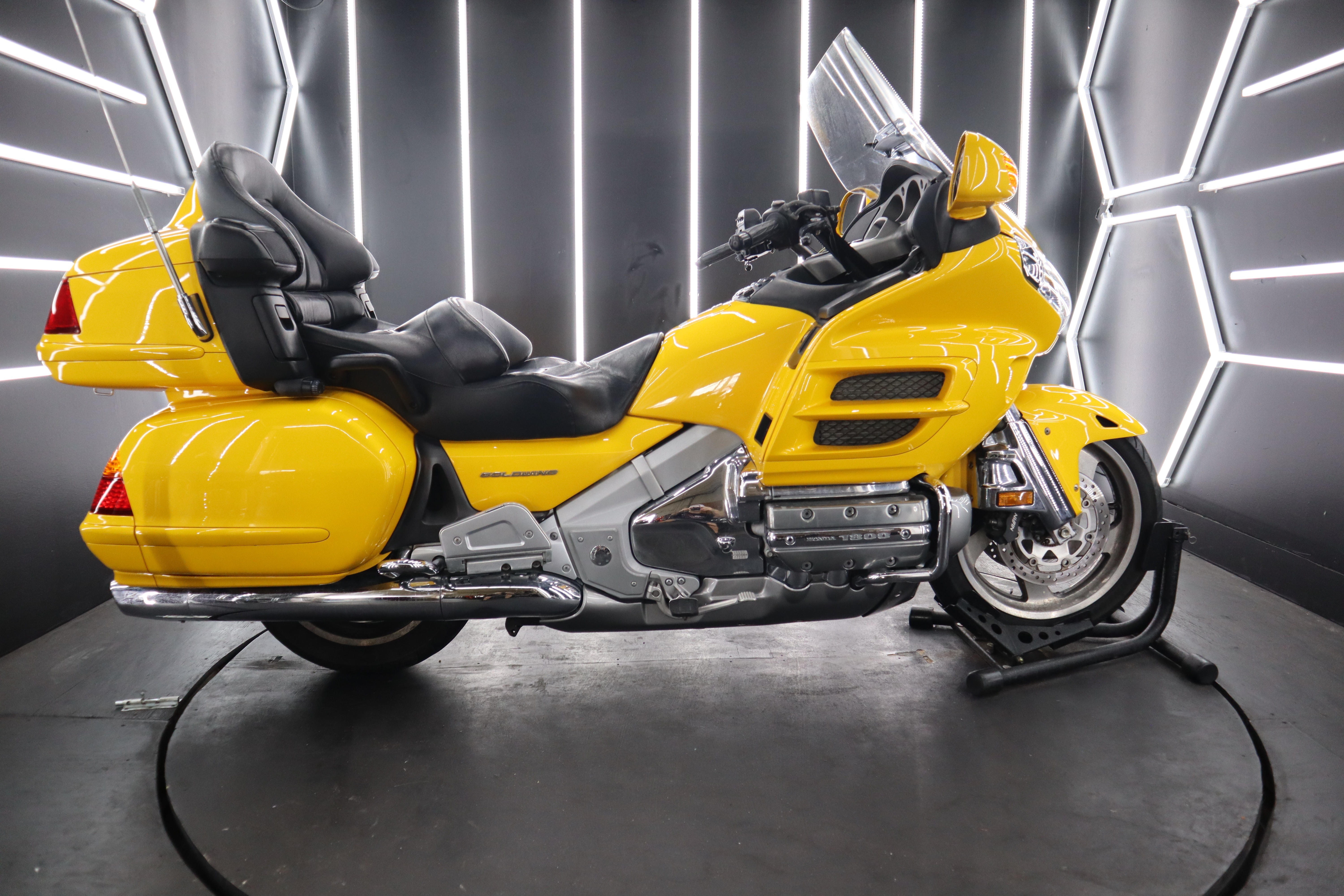2001 Honda Gold Wing in Lake Park, FL