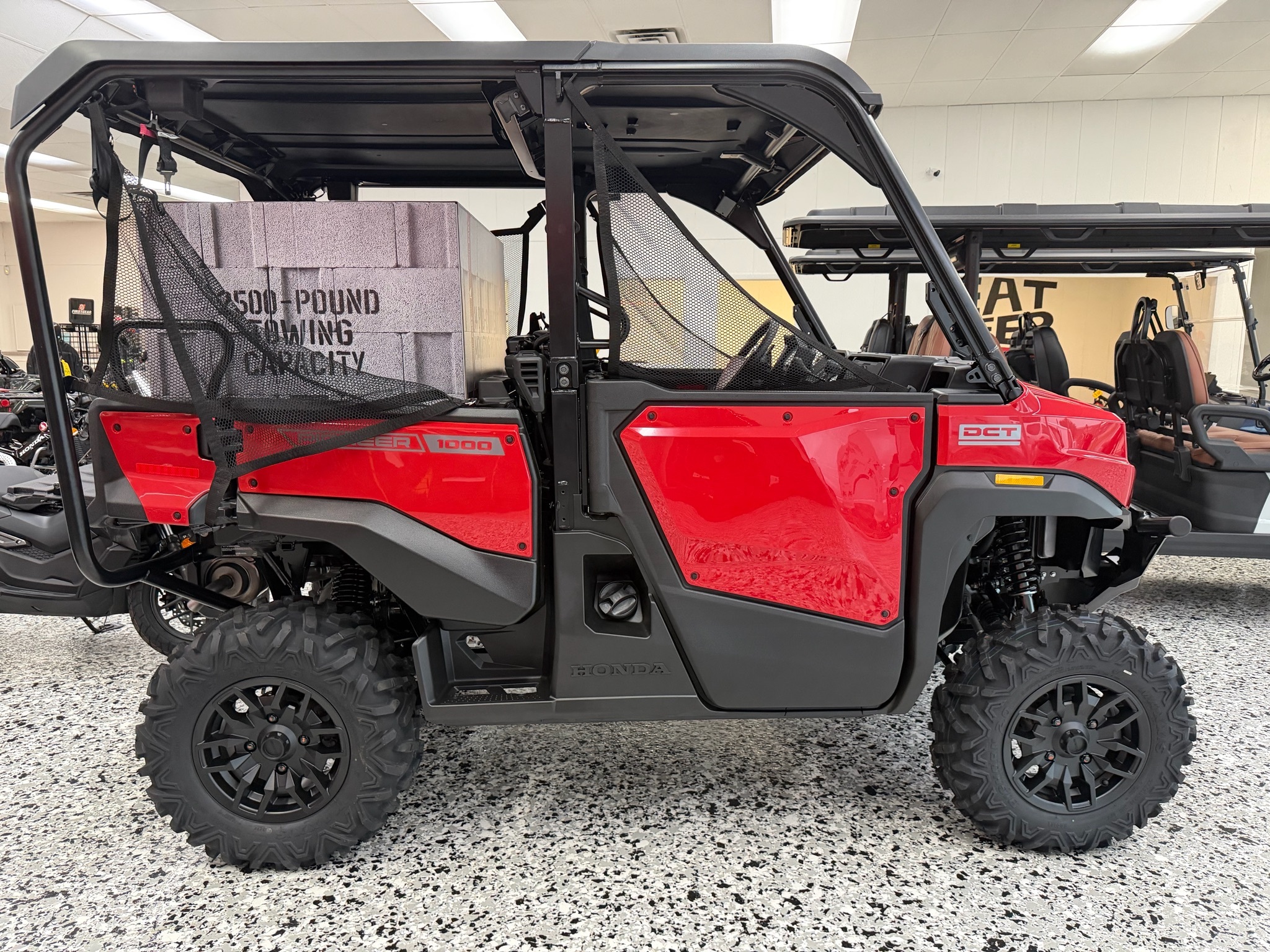 2026 Honda Pioneer 1000-5 Deluxe in crystal lake IL