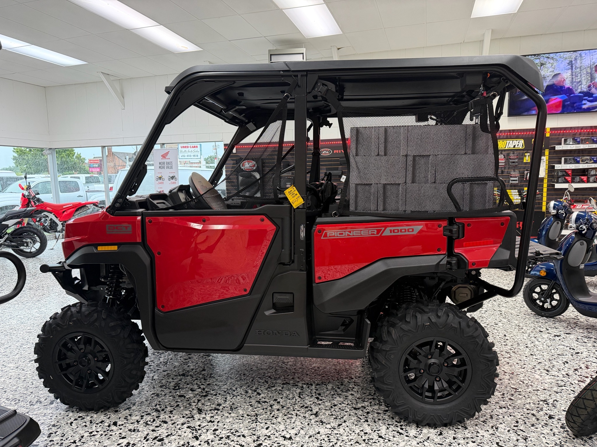 2026 Honda Pioneer 1000-5 Deluxe in crystal lake IL