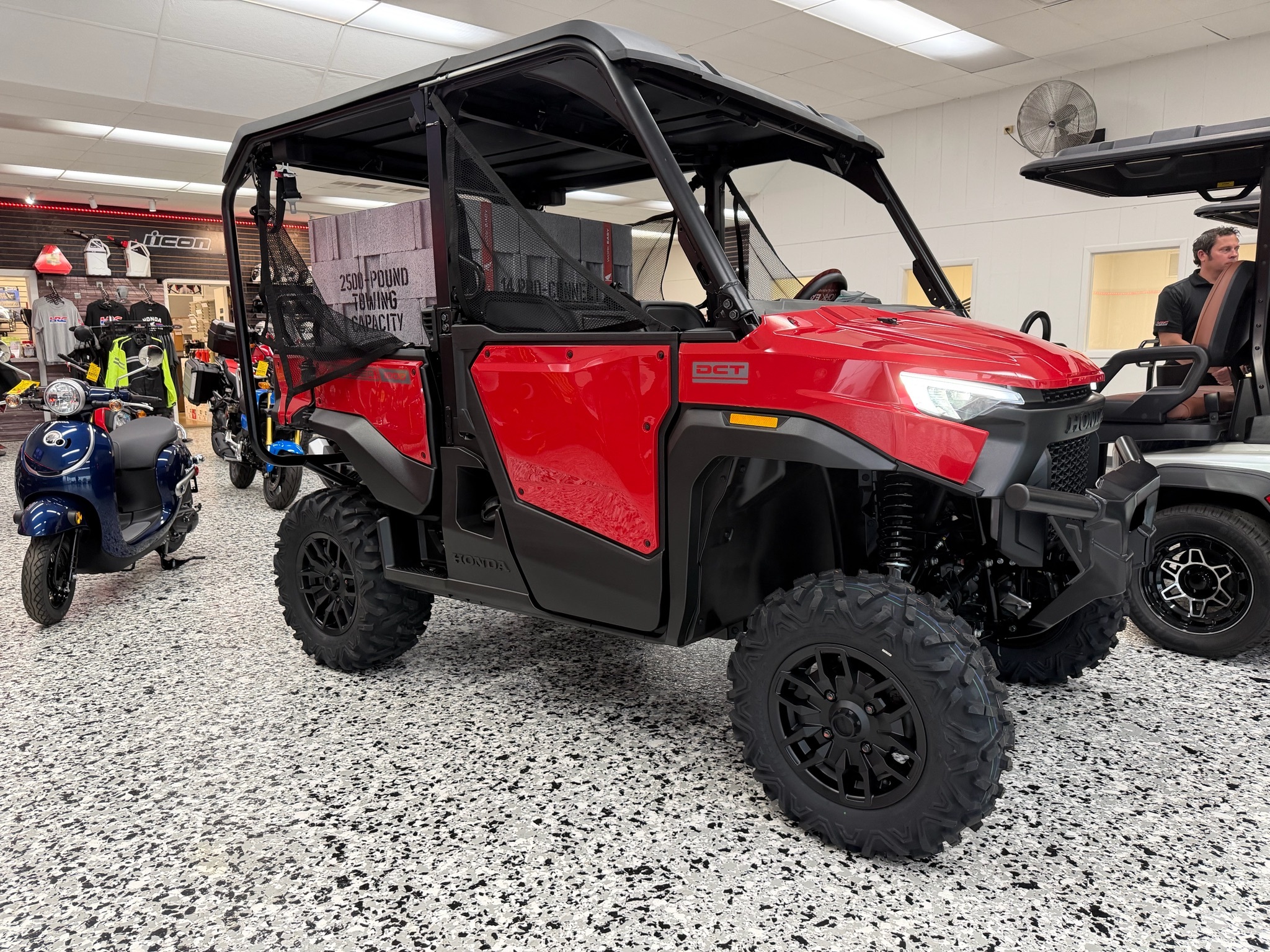 2026 Honda Pioneer 1000-5 Deluxe in crystal lake IL