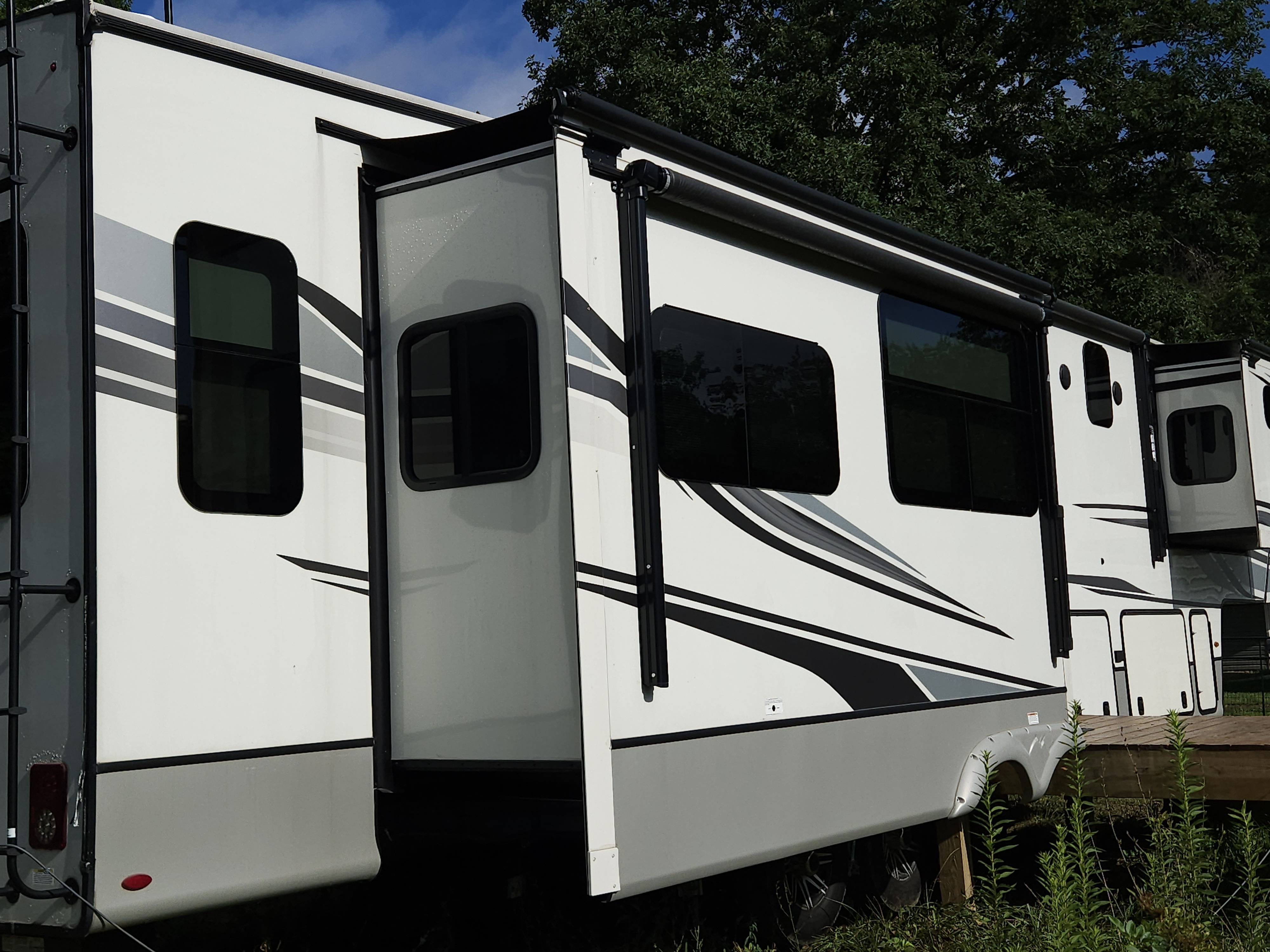 2022 Keystone MONTANA 3781RL in romney WV