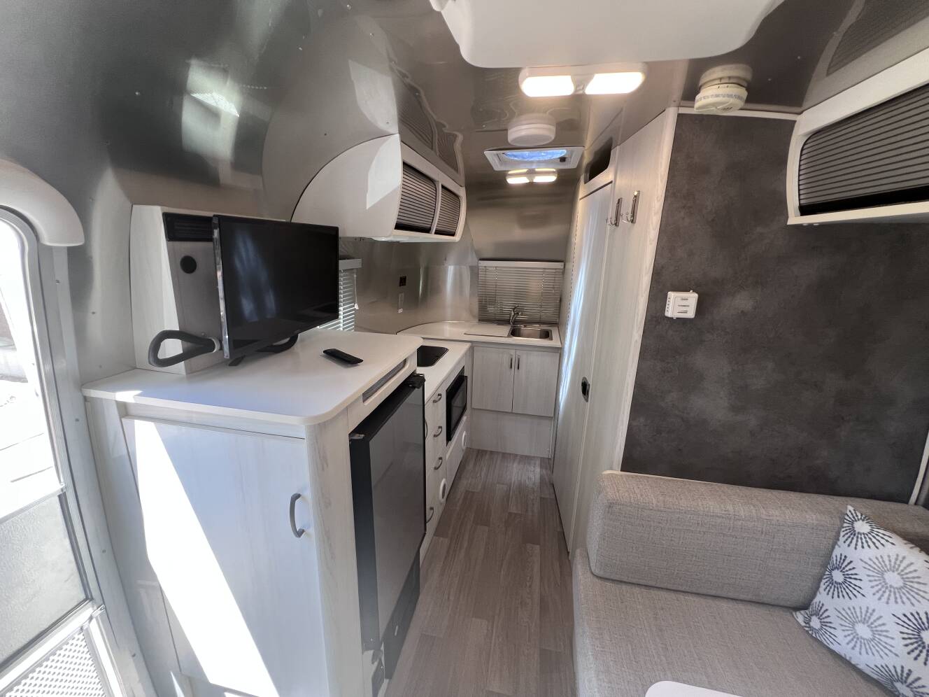 A photo of this 2020 Airstream BAMBI 20FB