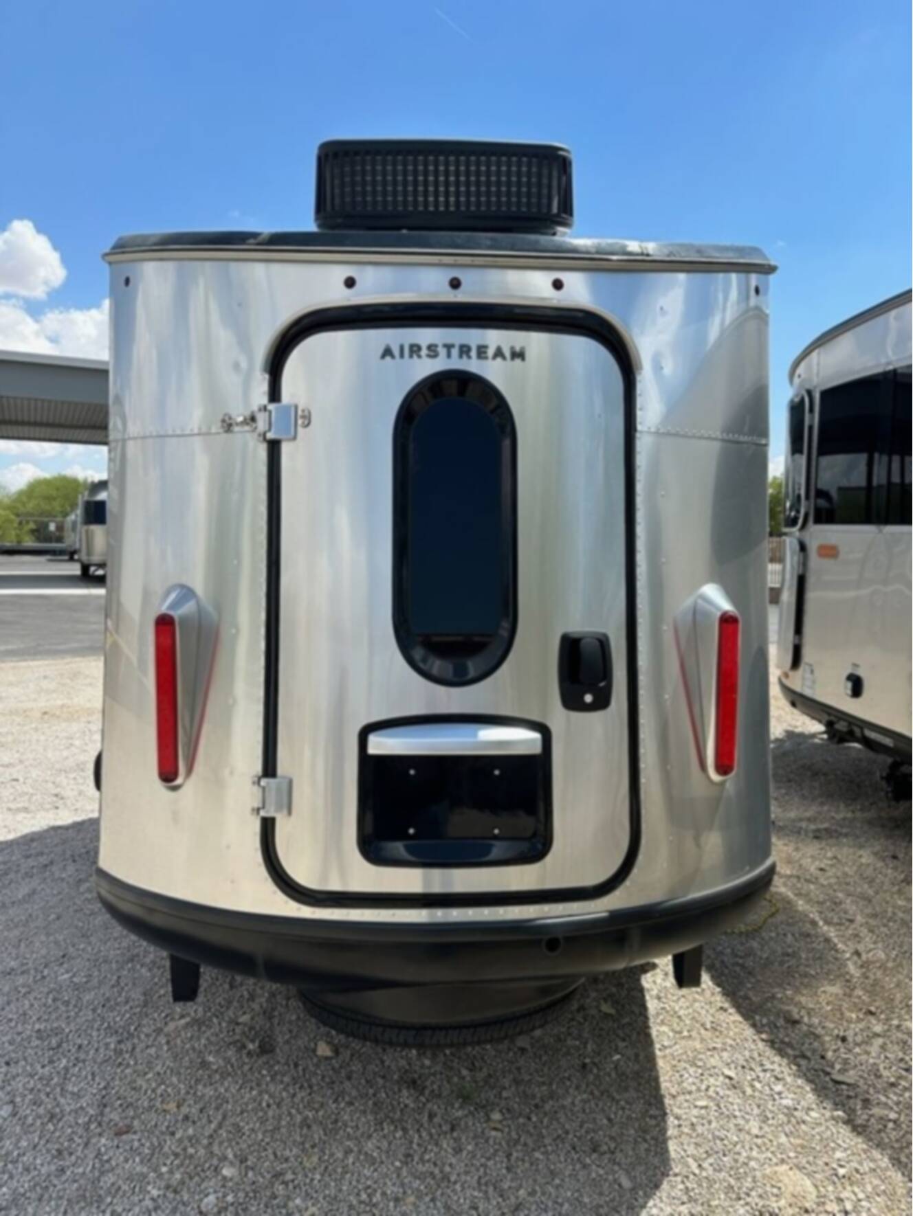 A photo of this 2026 Airstream Basecamp 16X