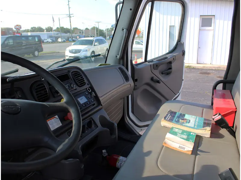 2015 FREIGHTLINER M2 106 Truck w/TEREX STC-55 HI-RANGER MATERIAL HANDLING AERIAL DEVICE-BUCKET TRUCK 