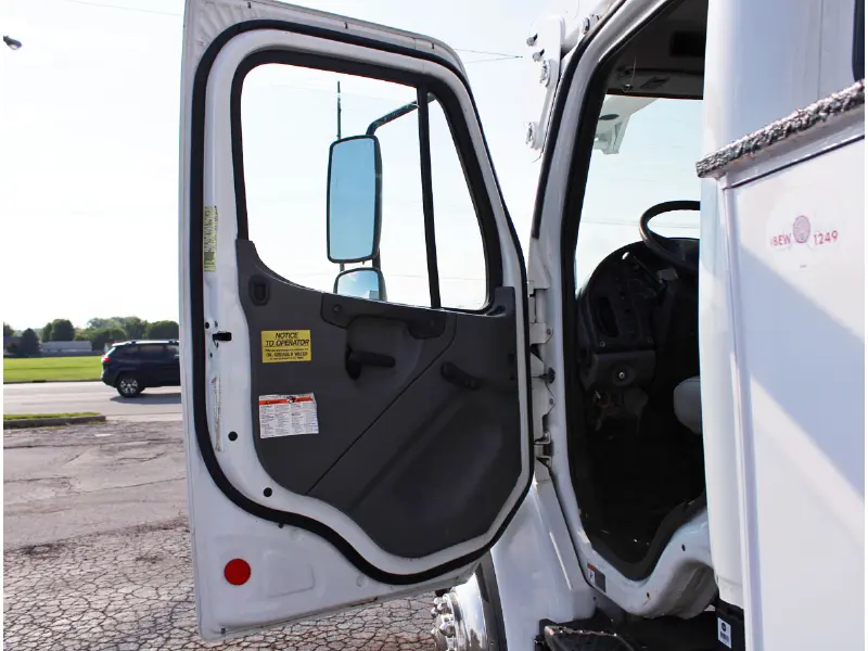 2015 FREIGHTLINER M2 106 Truck w/TEREX STC-55 HI-RANGER MATERIAL HANDLING AERIAL DEVICE-BUCKET TRUCK 