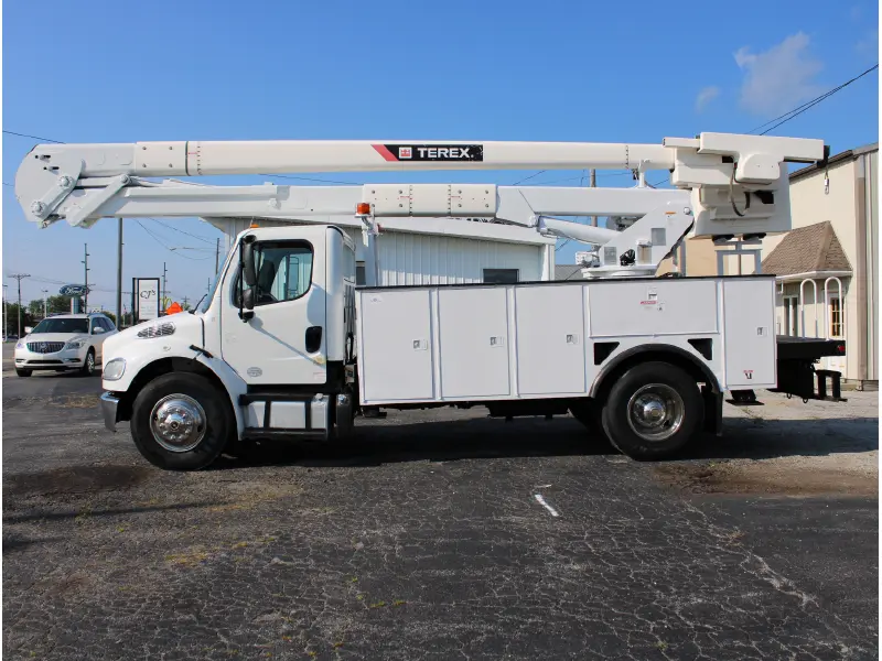 2015 FREIGHTLINER M2 106 Truck w/TEREX STC-55 HI-RANGER MATERIAL HANDLING AERIAL DEVICE-BUCKET TRUCK 